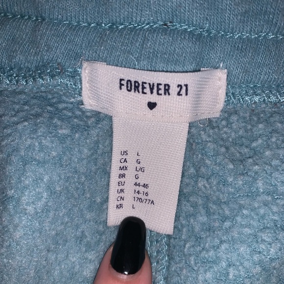 Blue sweat shorts - Picture 2 of 3